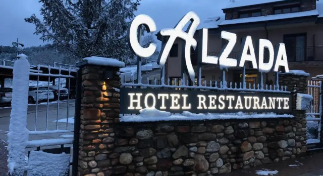 Hotel Calzada, Prenota Hotel  