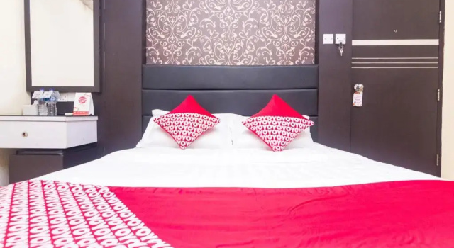 Люкс Deluxe OYO 1581 Hotel Grand Palace