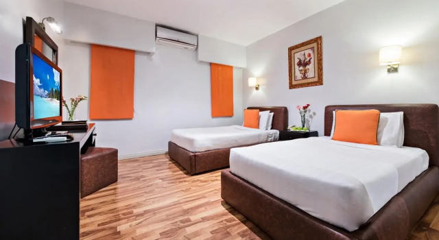 Двухместный номер Executive Court Meridian Hotel & Suites