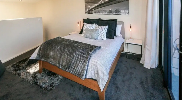 Khione 6 - Modern 2 bedroom Townhouse