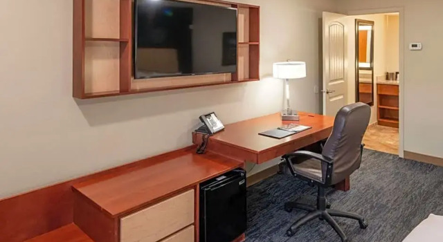 Номер Standard с видом на внутренний двор Best Western Plus Clocktower Inn