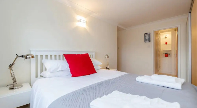 Апартаменты с 2 комнатами Holland Park Heights by BaseToGo