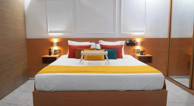 Top-Level Pool, Prenota Appartamento Praia 
