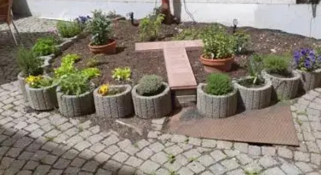 Hotel Goldener Löwe, Book Hotel Zeulenroda-Triebes Greiz