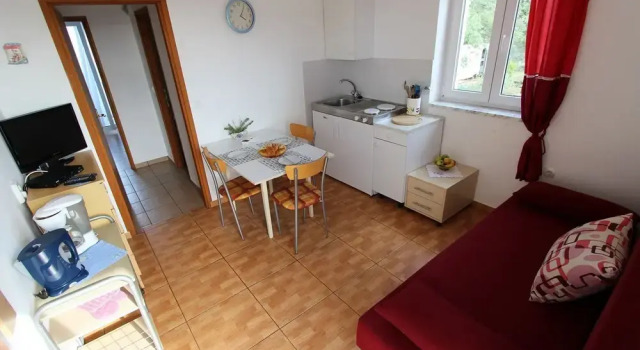Kamena - A3, Prenota Hotel Hotel a Isole Quarnerine con parcheggio, Parcheggio