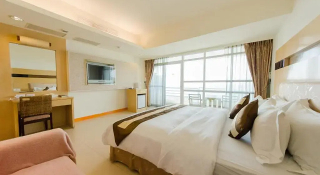 Двухместный номер Standard с балконом и с видом на море Yake Homestay