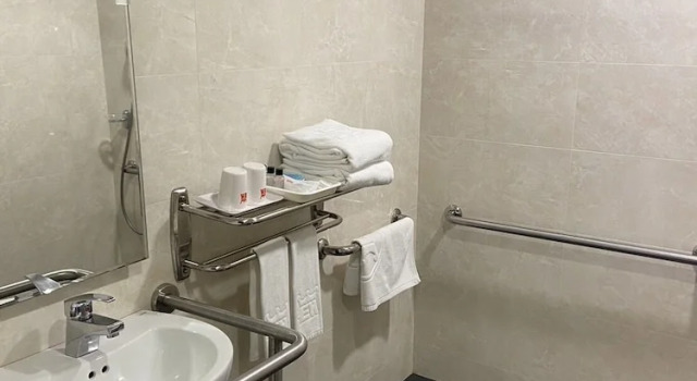 Номер Standard Emperor Hotel