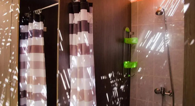 Кровать в общем номере (женский номер) Hostal Kirckir