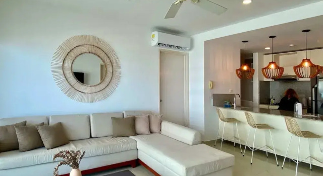 Апартаменты w Impeccable 2BR w Charming Balcony in CTG