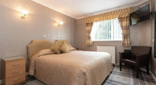 Номер Standard The Hill Hotel