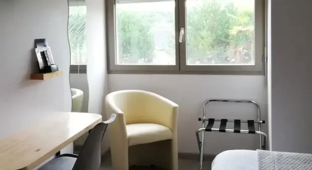 Номер Comfort Abor Hôtel, Mont de Marsan
