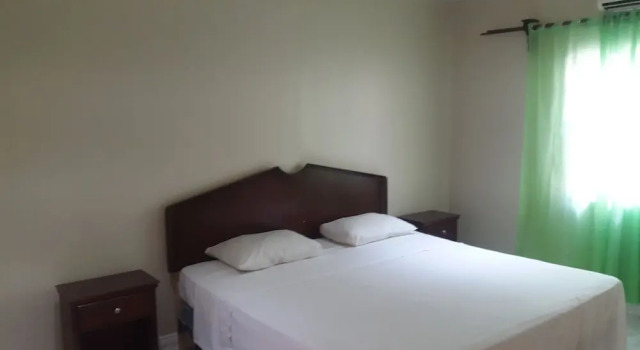 Двухместный номер Comfort с балконом и рядом с пляжем Pinneys Beach Hotel Nevis