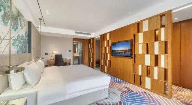 Люкс Business Hangzhou Binjiang Maison New Century Hotel