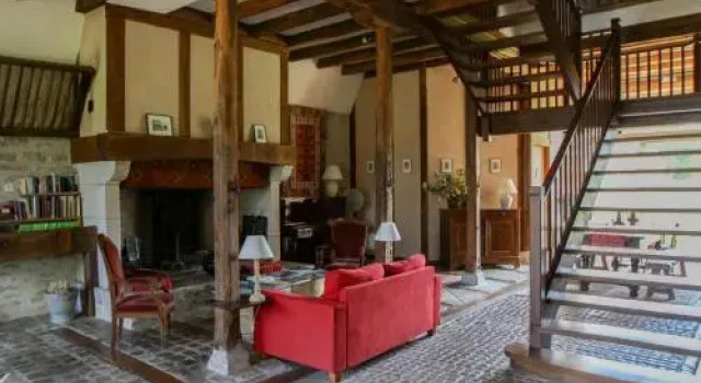 Domaine De La Rhue
