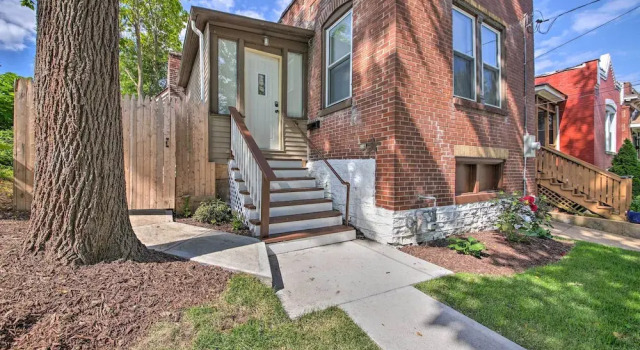 9 Mi to Dtwn: Vibrant St Louis Home!, Buchen Sie Ferienhaus Saint Louis 