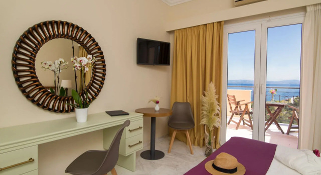 Двухместный номер Standard с видом на море Sunrise Resort Hotel