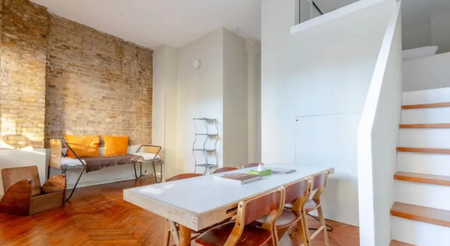 Апартаменты Tastefully Curated Mezzanine Studio Flat Hackney!