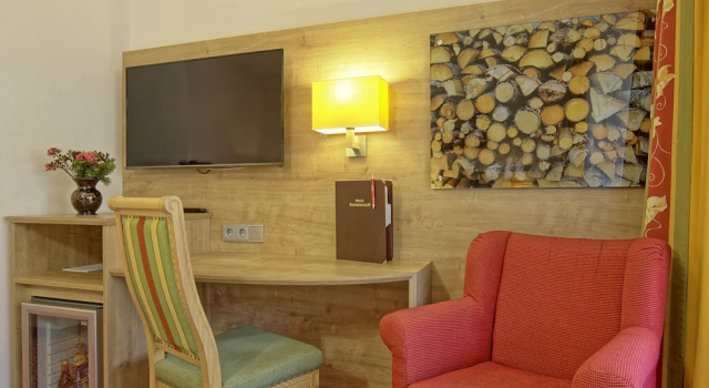 Одноместный номер Comfort с балконом Hotel Neuhäusl - herzlich familiär