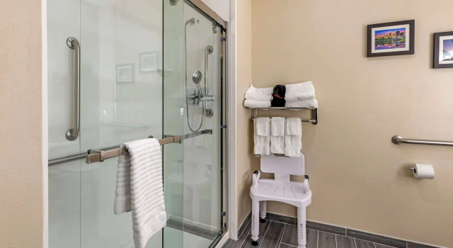 Comfort Suites West Memphis I-40 I-55, Забронировать Отель Отели Уэст-Мемфиса с бассейном, рядом с Казино Southland Park Gaming and Racing, Бассейн