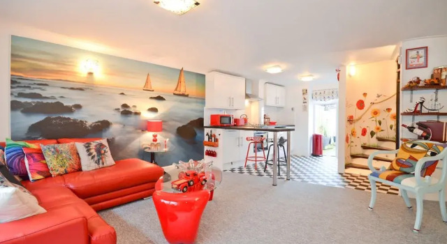 36A Cowes High Street