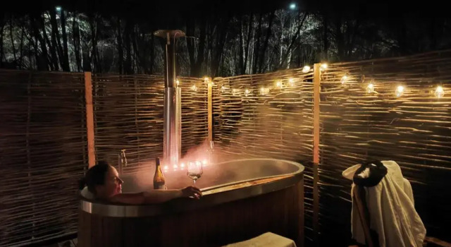 Двухместный номер Standard с видом на сад Hostellerie La Claire Fontaine, Logis hôtels & Spa included