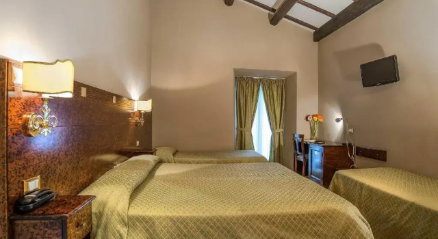 Четырёхместный номер Standard Al Casaletto Hotel