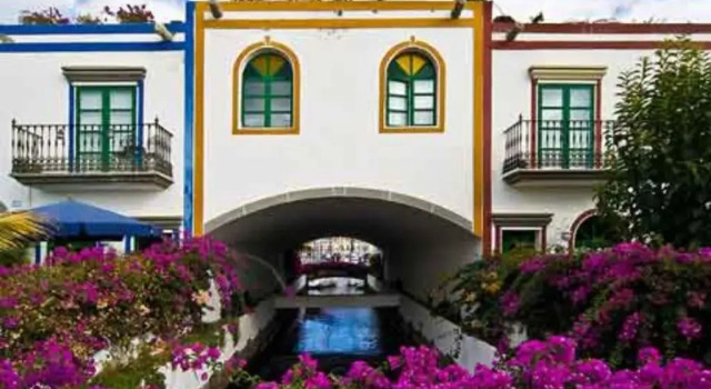 Precioso Bungalow 11, Забронировать Отель Отели Плайя дель Инглес с бассейном, рядом с Экуменический храм Эль-Сальвадор, Бассейн