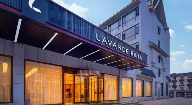 Lavande Hotel (Mengla Molin), Book Hotel Hoteller i Mohan med parkering, Parkering