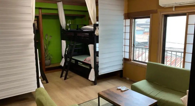 Кровать в общем номере Maru House - Hostel