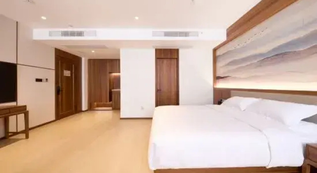 Люкс Business Jinghe Hotel (Yueqing Middle School)