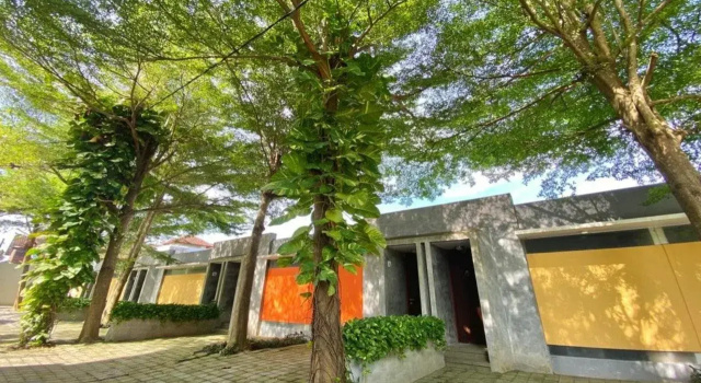 Omatha Village