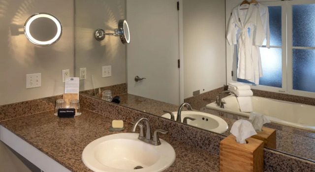 Двухместный номер Standard с балконом Resort at Port Ludlow