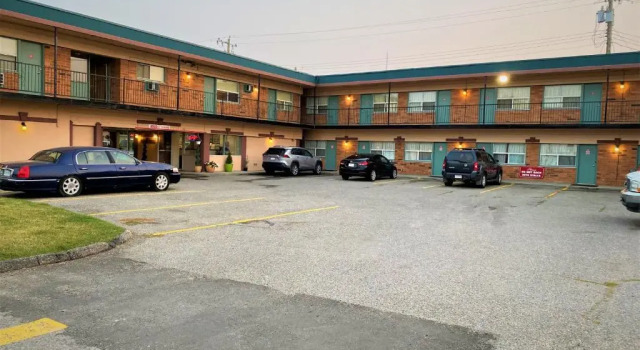 Red Carpet Inn & Suites