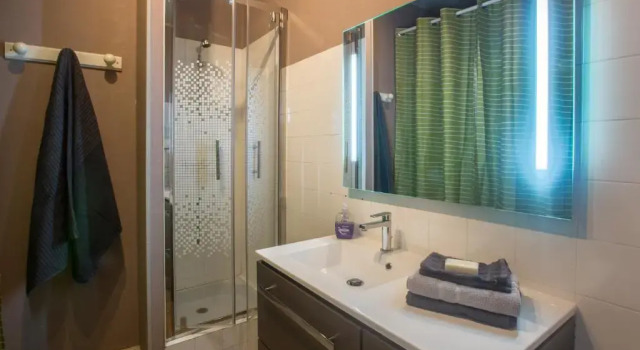 Bellevue appartement, Забронировать Апартаменты/квартира Отели Коррез с парковкой, Парковка
