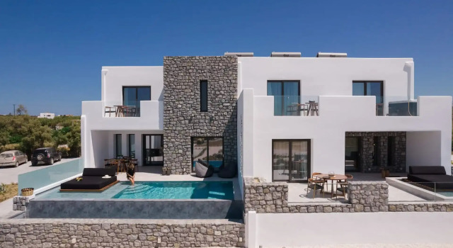 Monogram Travel Naxos