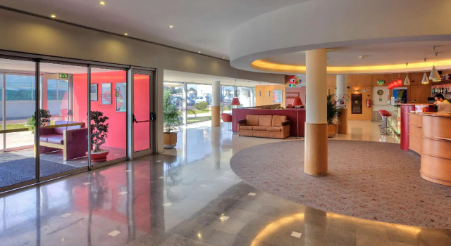 ibis Porto Sao Joao