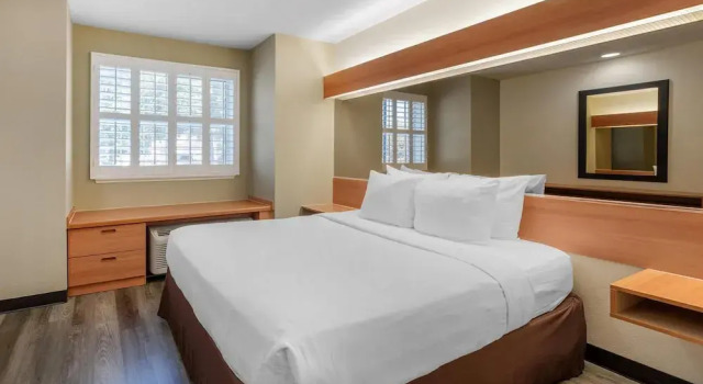 Номер Deluxe SureStay by Best Western Sacramento South Natomas