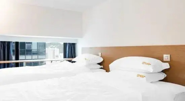 Кровать в общем номере UP E-sports Hotel (Youtehui Mingtai City Plaza Branch)