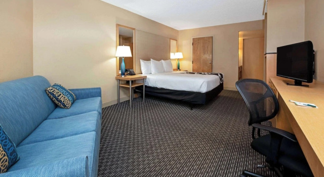 Двухместный люкс La Quinta by Wyndham West Palm Beach Airport