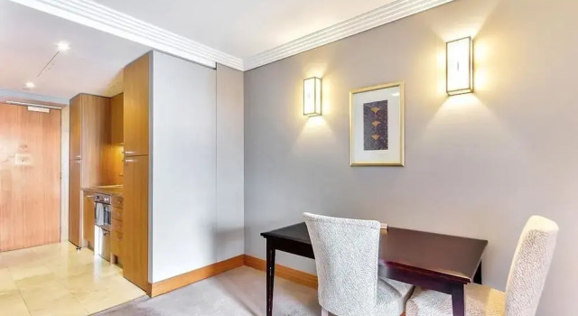 Metropolis 1 Bedroom with Parking