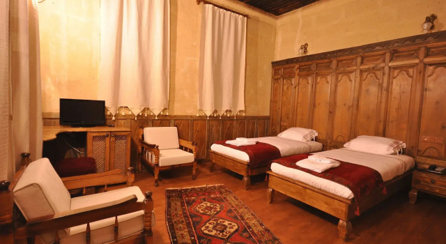 Has Cave Konak