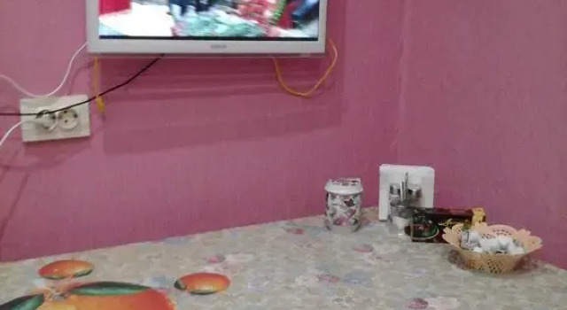 Меблированные комнаты Comfort Room, Забронировать Отель Отели Городского округа Екатеринбурга - Северный управленческий округ с парковкой, Парковка