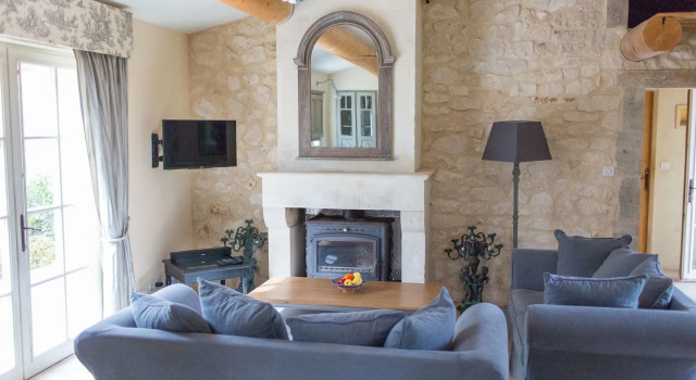 Domaine Les Roullets, Book Bed and Breakfast Hoteller i Oppede med parkering, Parkering