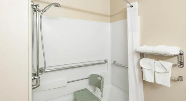 Номер Standard Baymont by Wyndham Farmington