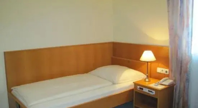 Göttler Gasthof – Pension, Prenota Hotel Simbach am Inn Bassa Baviera