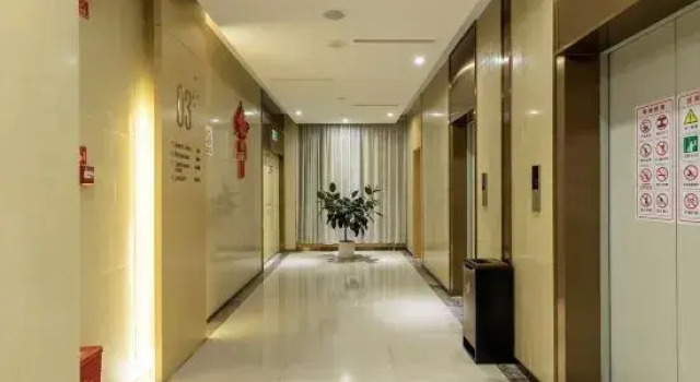 Lavande Hotel Enshi Cultural Plaza Airport Branch, Prenota Hotel Hotel economici a Enshi Prefecture