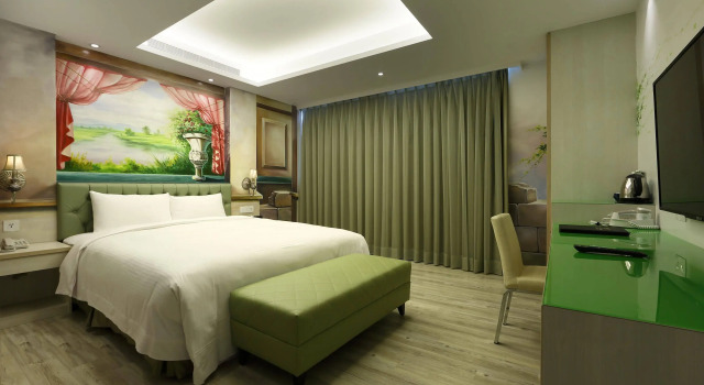 Shichi Hotel, Забронировать Отель Отели Гаосюн 3 звезды, рядом с Ночной рынок Руйфэн, 3*