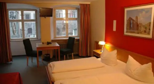 Hotel Paulanerstuben, Buchen Sie Hotel Wasserburg am Inn 