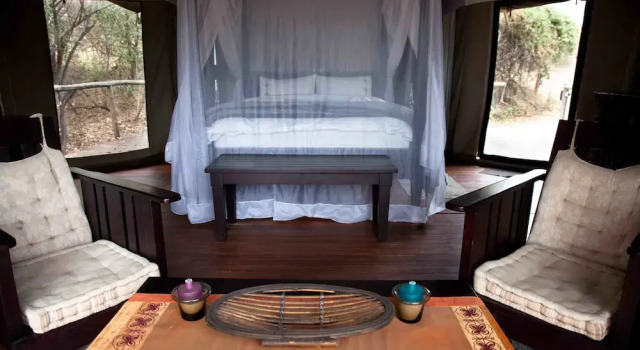 Taranga Safari Lodge, Prenota Hotel Halali Namibia