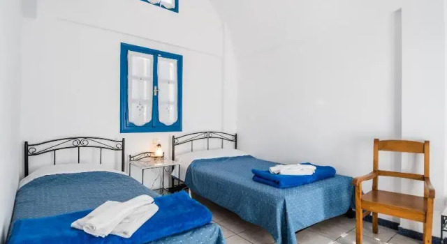 Четырёхместный люкс Irigeneia Hotel